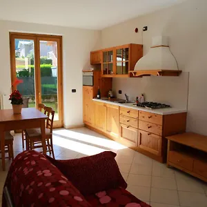 Casa Giardino Sulla Baia , Colico Italia